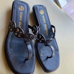 Tory Burch. Size 6